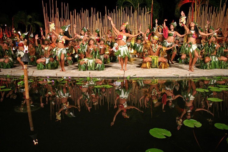 Tahiti Ia Ora Beach Resort Managed By Sofitel Relaxing Papeete Resorts Down Under Answers 